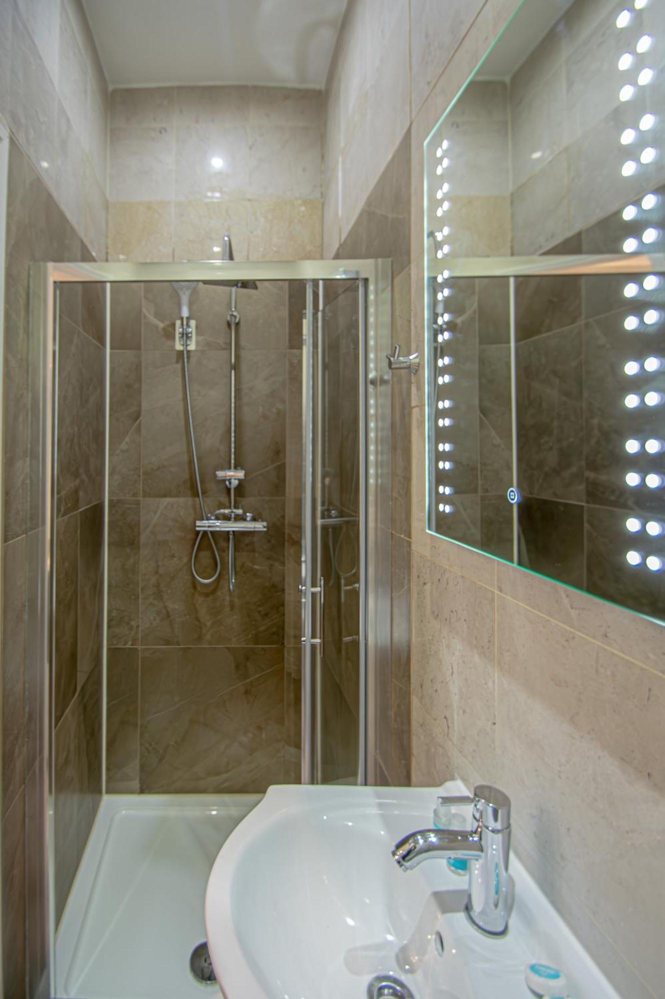 New Kent Apartments Лондон Екстериор снимка